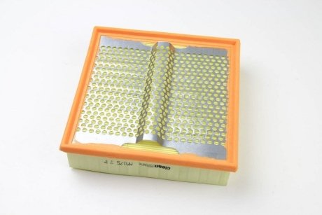 Фільтр повітряний 190D 2.5TD OM602/E250/300D W124 OM605/606 CLEAN FILTERS MA175