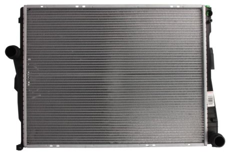 Радиатор, охлаждения дивгателя DENSO DRM05069 (фото 1)