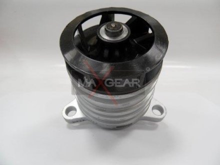 Помпа водяная MAXGEAR MGC-5424 (фото 1)