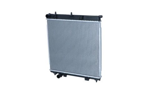 Радиатор, охлаждения дивгателя NRF 50429 (фото 1)