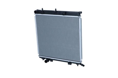 Радиатор, охлаждения дивгателя NRF 50430 (фото 1)