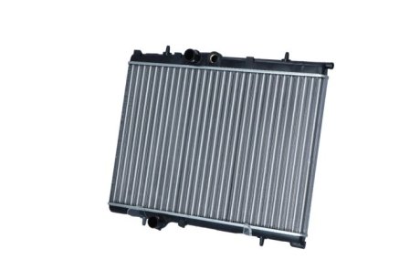 Радиатор, охлаждения дивгателя NRF 509524A (фото 1)