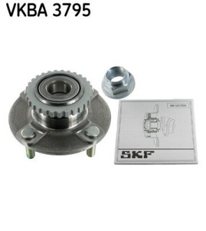 Комплект подшипника ступицы колеса SKF VKBA3795 (фото 1)