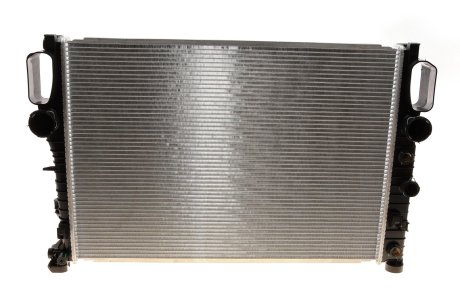 Радіатор охолодження MB W211 E-Kl MT/AT 02- (вир-во) VAN WEZEL 30002341
