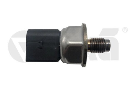 Датчик давления VW Touareg (04-10;10-)/Audi A4 (07-12),Q7 (07-15) VIKA 11301579101